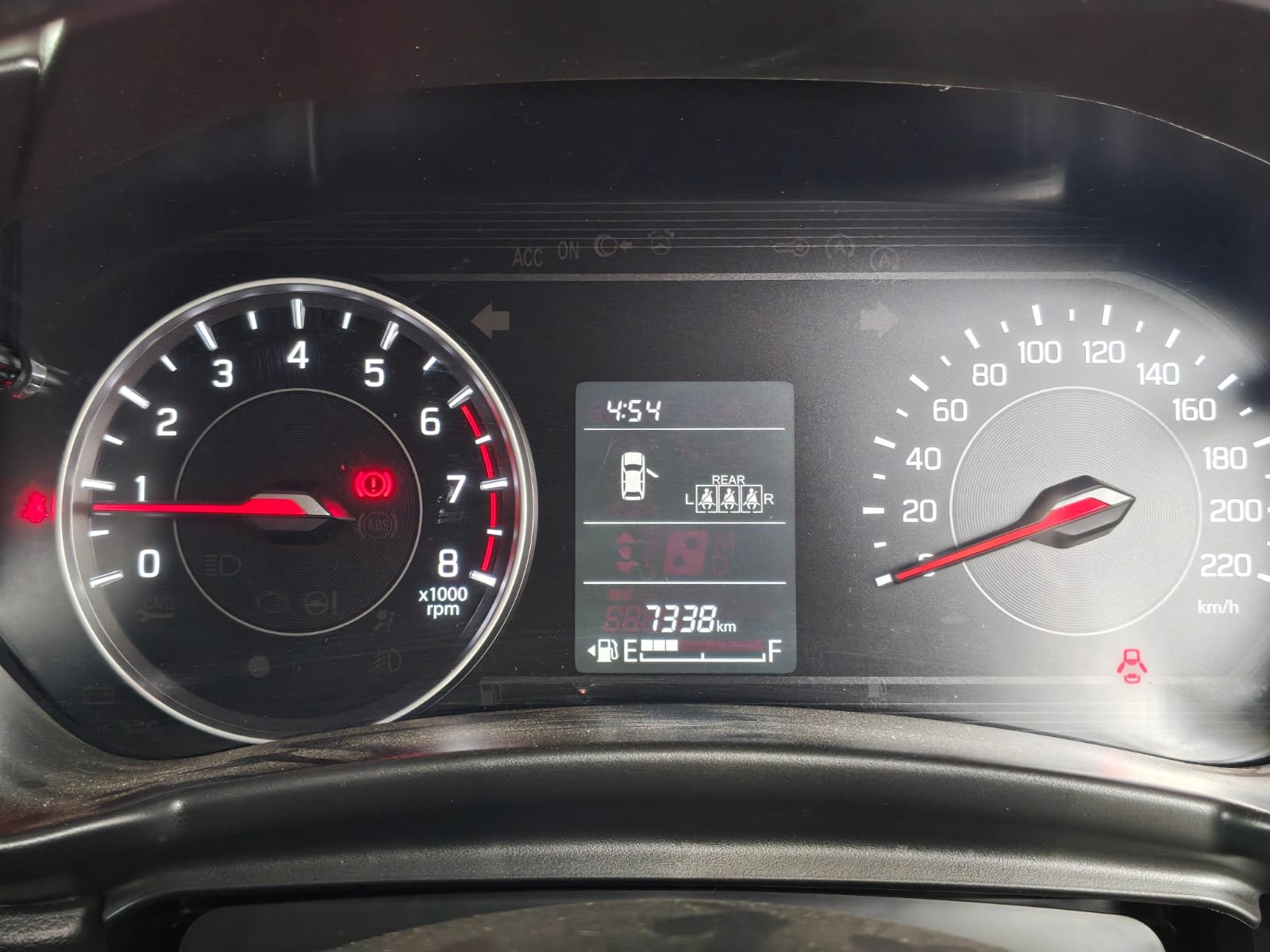 MARUTI SUZUKI SWIFT LXI